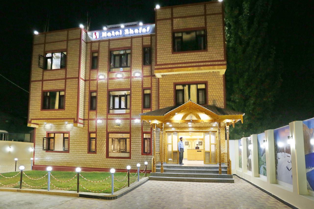 Hotel Shefaf Durgjan Exteriör bild